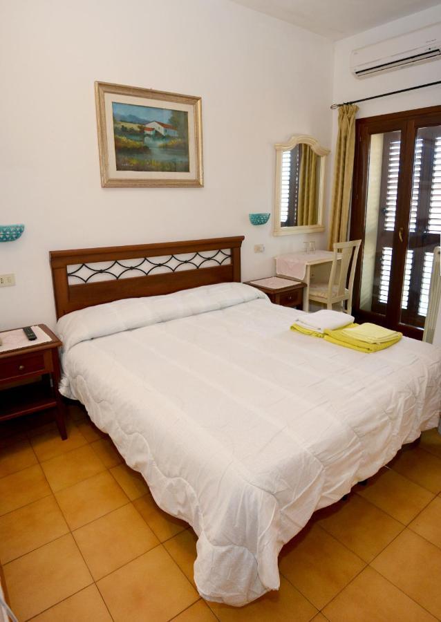 Scano Comfort Inn Santa Teresa Gallura Exterior foto